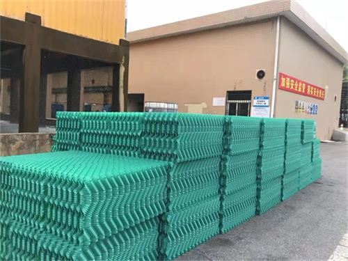闭式冷却塔的填料方法(闭式冷却塔板块填料)